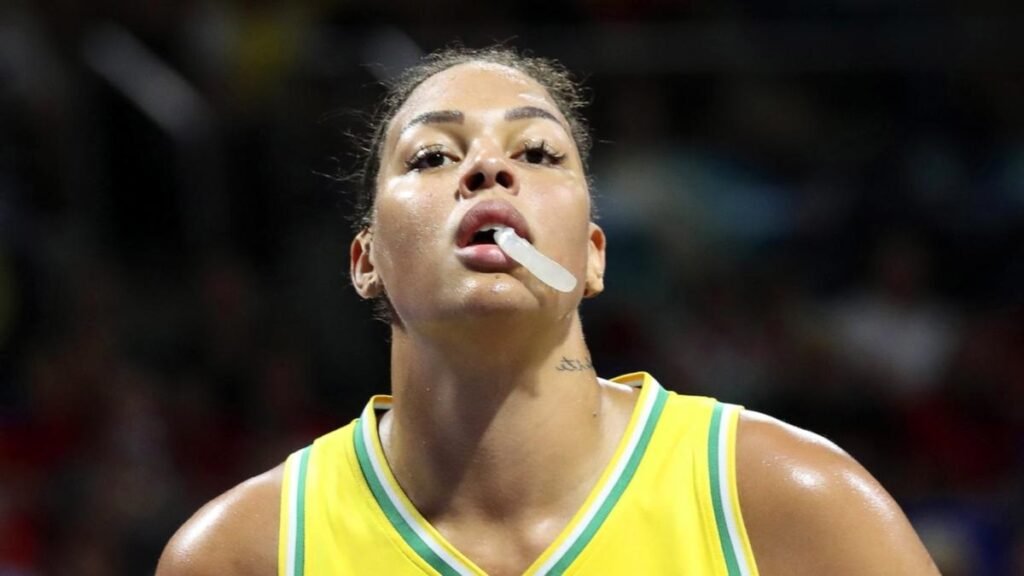 Stunning Liz Cambage